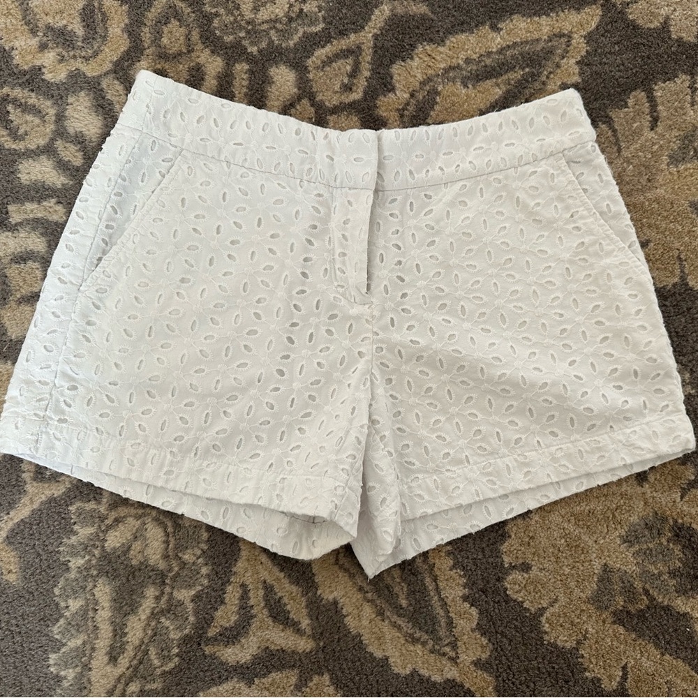Vineyard Vines Eyelet Shorts